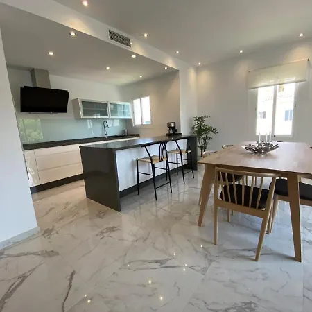 Exclusive Duplex Penthouse In Puerto Banus