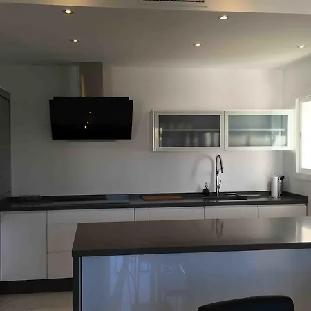 Exclusive Duplex Penthouse In Puerto Banus *